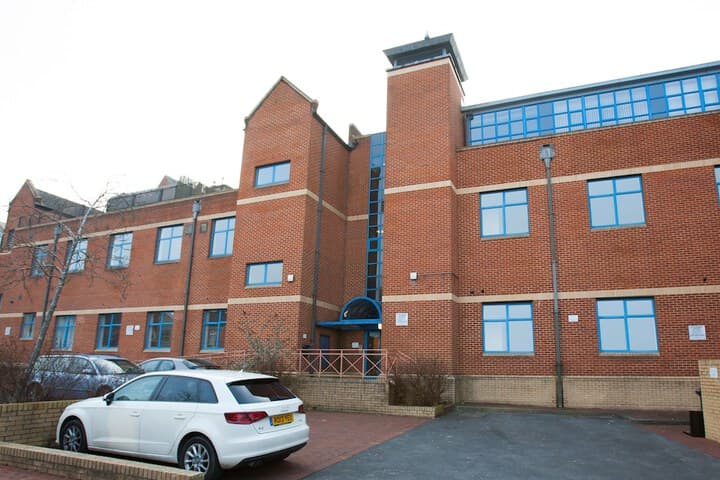Hamilton Grace Apartments Wessex Court photo 2