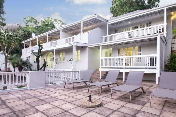 South Villa Guesthouse & Garden photo 2