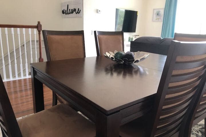 Tideview 11 · Super Clean Home Away From Home. Sleep 12+ photo 4