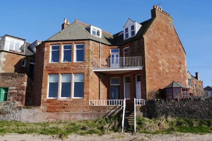 Seafield photo 3