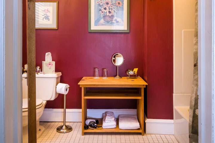 Carisbrooke Inn photo 4