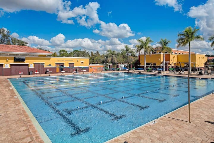 Emerald Greens Hotel Condo Resort photo 5