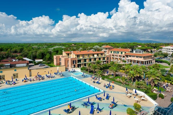 Continental Resort photo 5