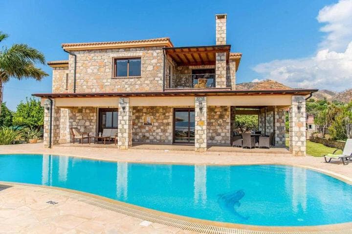 Sunset View Villa photo 1
