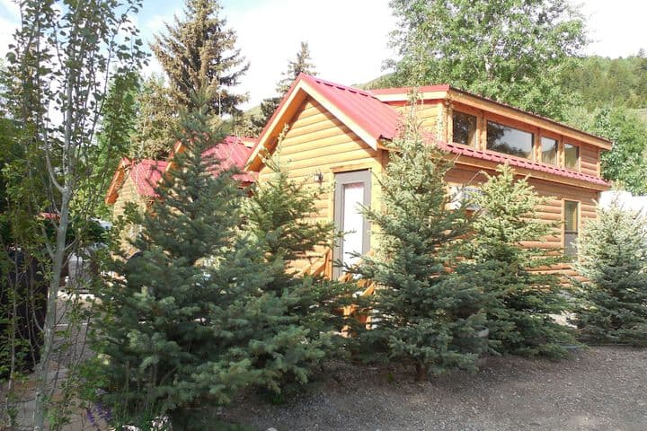 Snake River Cabin Village photo 2