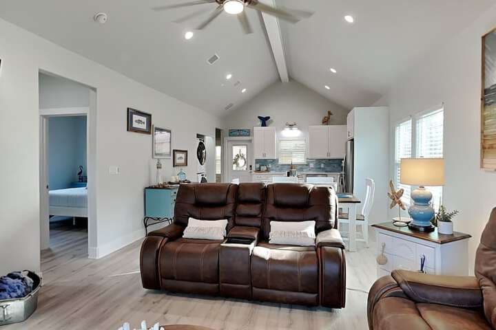 Holiday Hideaway photo 1