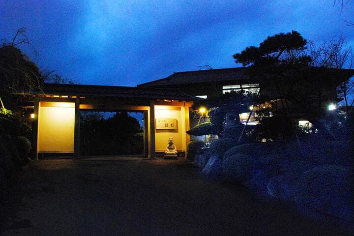 Yoshimatsu photo 4