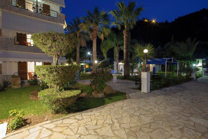 Villa Dimitris Apartments & Bungalows photo 3