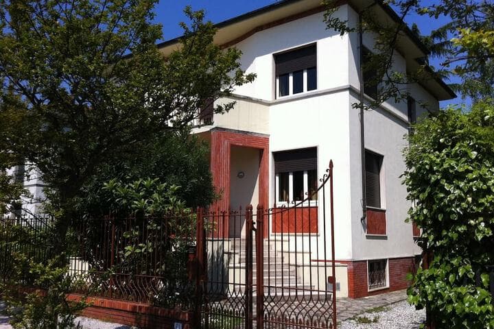 Lucca in Villa Elisa & Gentucca photo 3