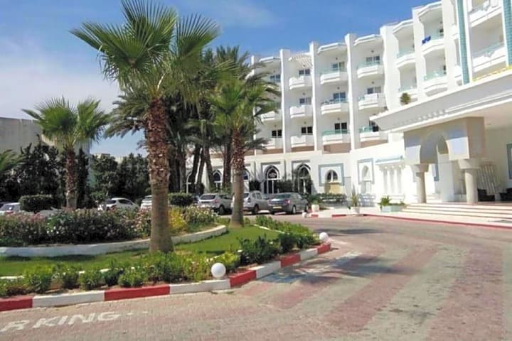 Palmyra Holiday Resort & Spa Families Only photo 5