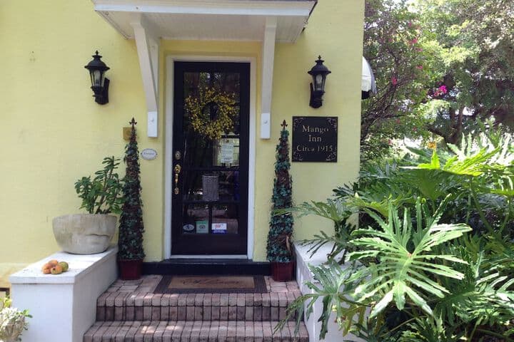 The Mango Inn Bed & Breakfast photo 2