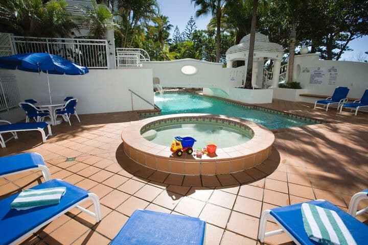 ULTIQA Burleigh Mediterranean Resort photo 4