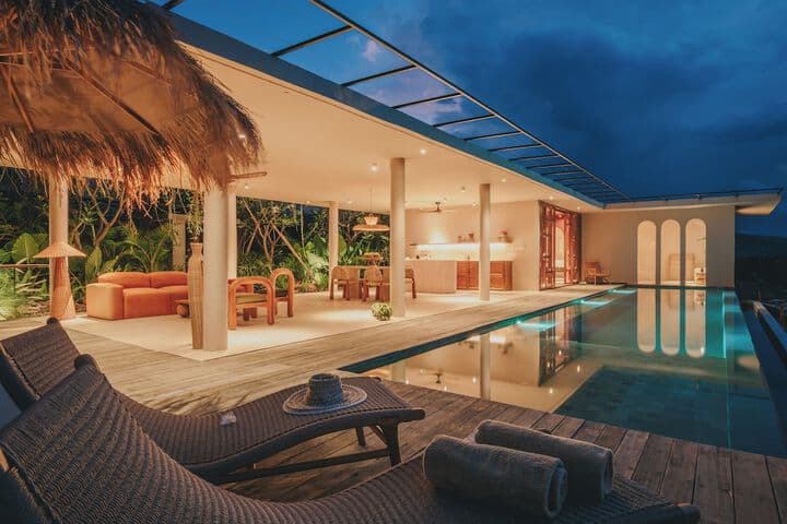 Sumberkima Hill Private Villa Retreat photo 3