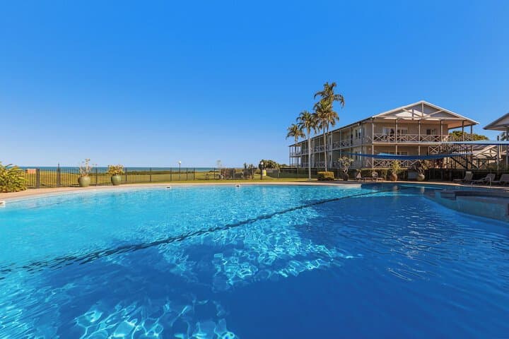 Moonlight Bay Suites photo 3