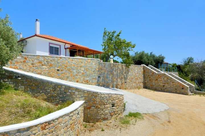 Myrtilos Cottage photo 4