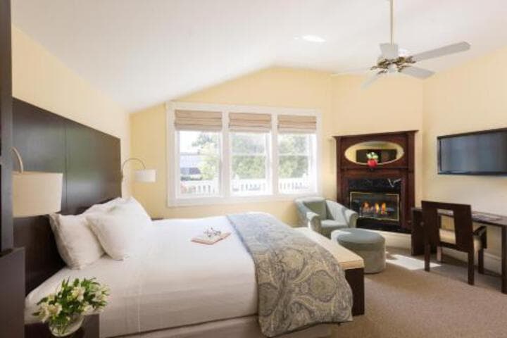 Healdsburg Inn on the Plaza a Four Sisters Inn photo 5