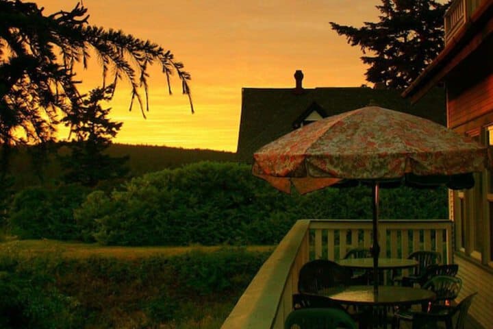 Tucker House Inn photo 3
