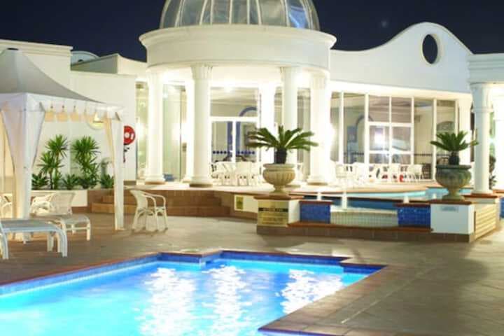 Phoenician Resort photo 4