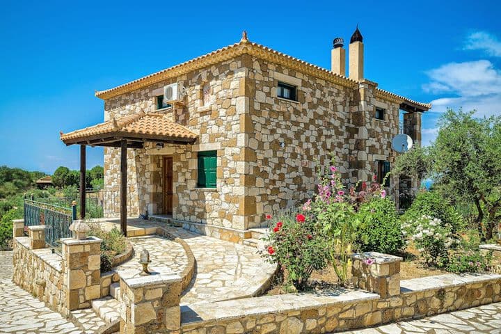 Joannas Stone Villas photo 2