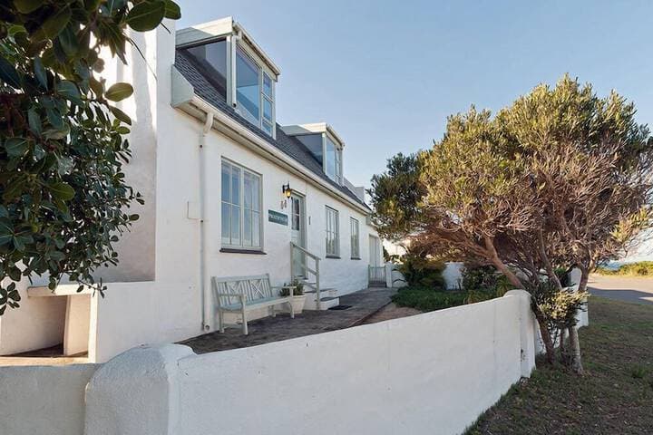 Pikkewyntjie Cottage photo 2