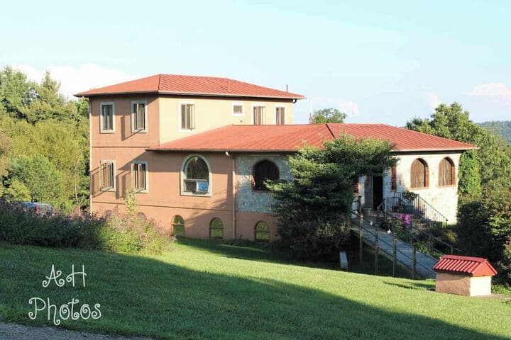 Moonlight Manor Bed&Breakfast photo 4