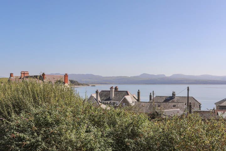 Cambrian House photo 5