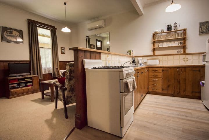 Creek Cottage photo 5