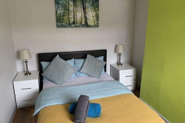 Winstanley House photo 1