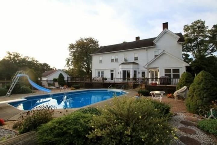 The Dominion House Bed & Breakfast photo 4