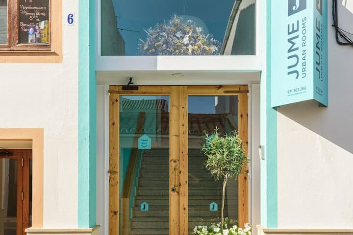 Hostal Jume Urban Rooms photo 4