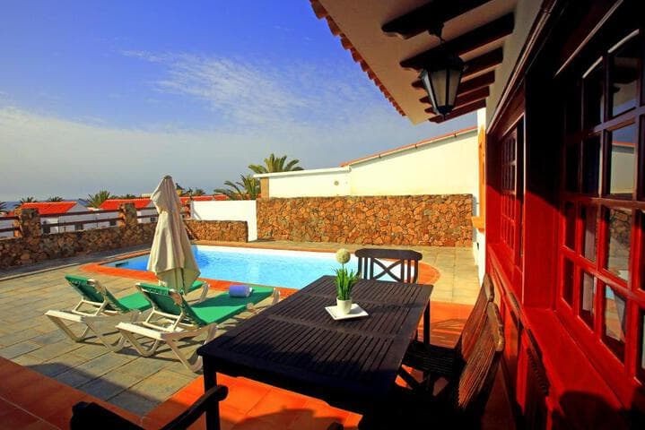 Vip Villas Caleta Dorada photo 4
