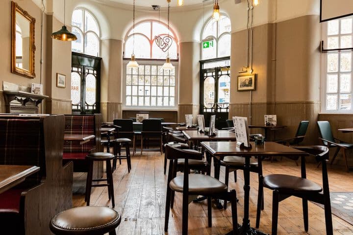 PubLove The White Ferry Victoria Hostel photo 3