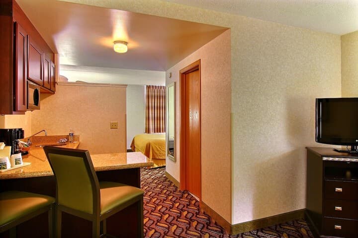 Mansfield Hotel photo 4