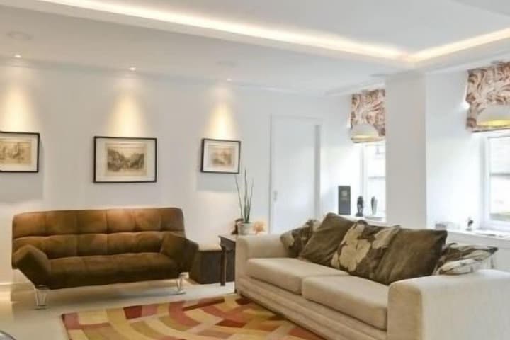 Crieff Armoury Luxury Self Catering Apartment photo 4