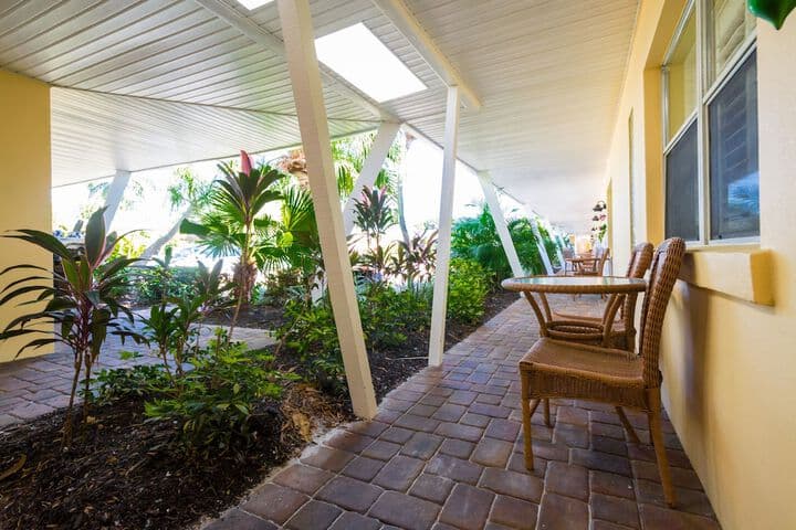 Tropical Beach Resorts photo 2