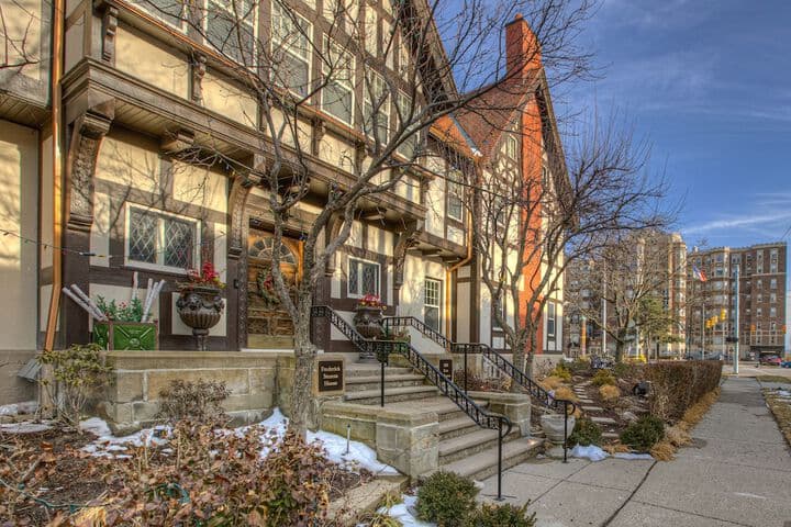 Frederick Stearns House Historic Inn photo 3