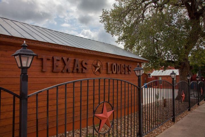 Texas Star Lodges photo 3