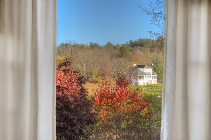 Crabtrees Kittle House Restaurant & Inn photo 2