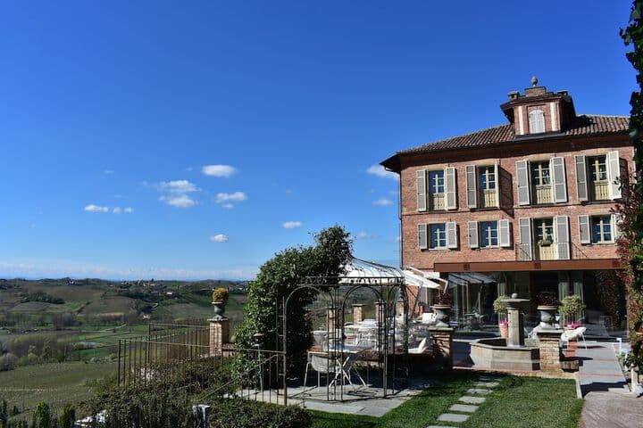 Agliano Terme destination view