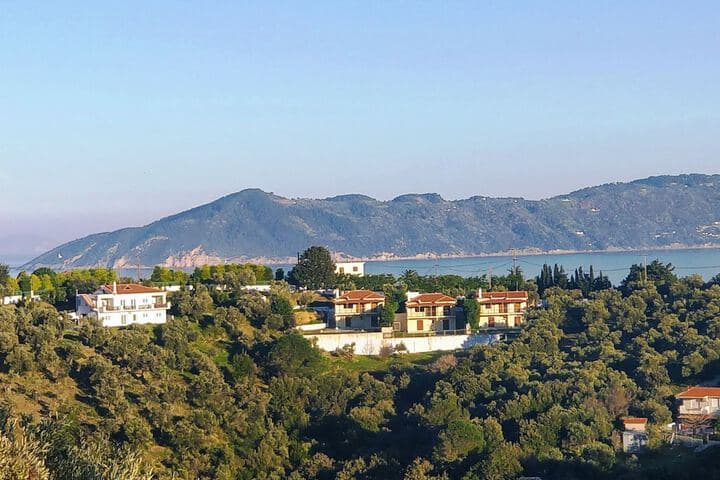 Four Seasons Villas photo 5