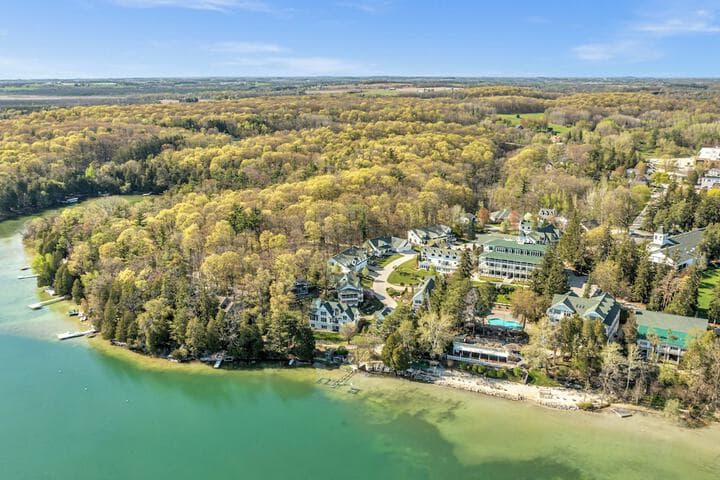 Elkhart Lake destination view
