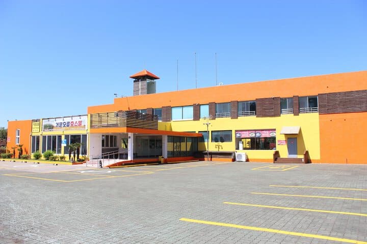 Pyŏkhwa-dong destination view