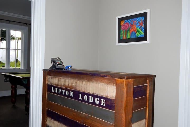 Lupton Lodge photo 4