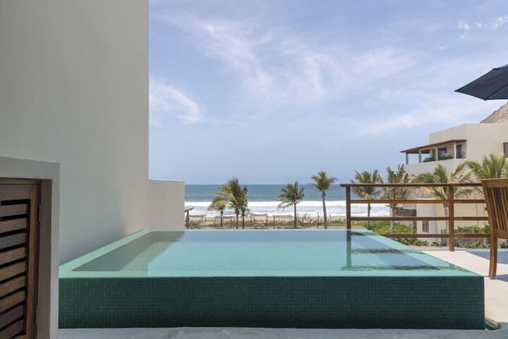 Marea Beachfront Villas photo 3