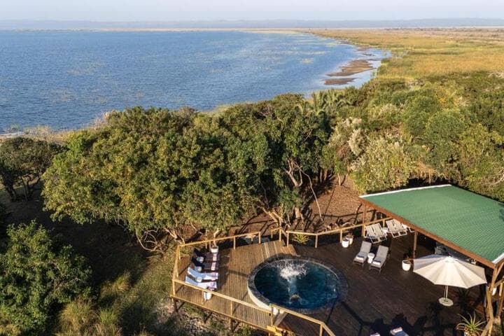 Makakatana Bay Lodge photo 1