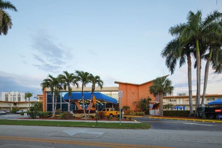 Cozy Studio Hallandale Beach Near the Ocean :) photo 3