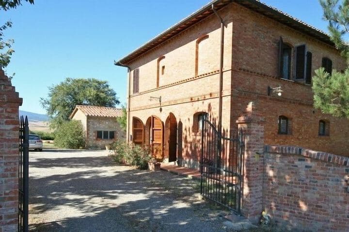 Pienza destination view