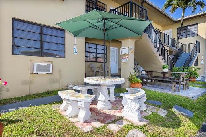 Tropic Isle Hotel&Apartment photo 5