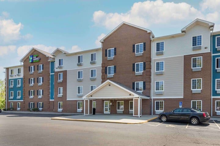 Extended Stay America Select Suites Akron South photo 2