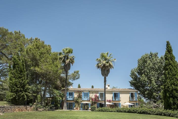 Sencelles destination view